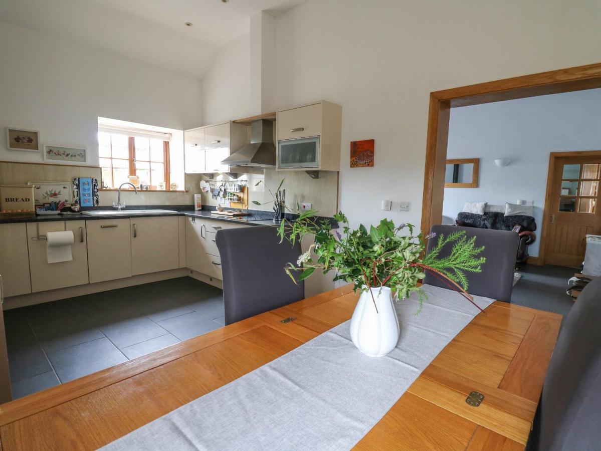 Yr Hen Llaethdy Villa Troedyraur Екстериор снимка